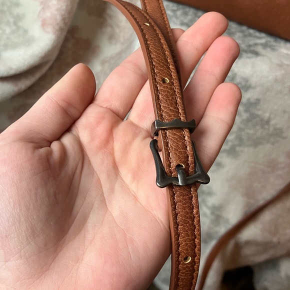 Wrangler Western cowhide crossbody bag - Picture 11 of 11